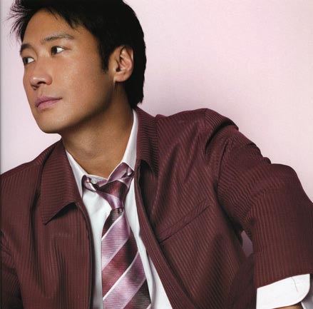 中国青年最喜爱服装候选品牌--龙达飞(图)