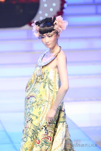 中国玫瑰行动慈善晚会精彩走秀-古典梦幻