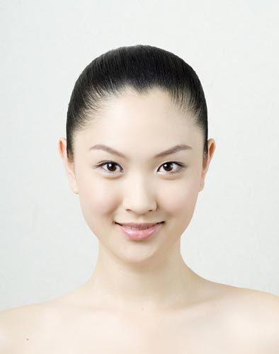 2007新丝路模特大赛总决赛-33号李依依(图)