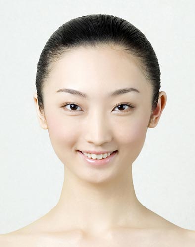 2007新丝路模特大赛总决赛-48号李怡莎(图)