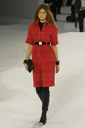 ���ͼƬ������һҳ