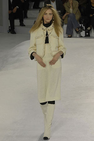 ���ͼƬ������һҳ