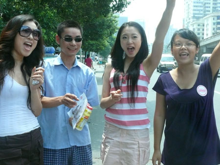 组图:七彩寻宝送清凉 超级蜜秘乐透长沙(20)