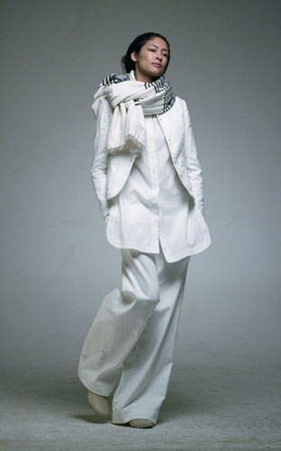 组图:特例独行的例外 让女人为自己穿衣