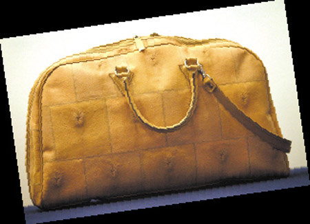 美体:艺术作品借用人体元素(图)_新浪女性_新浪