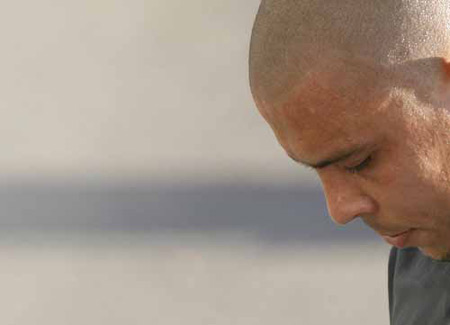 美体:罗纳尔多坚持跑步成功减肥(组图)(2)