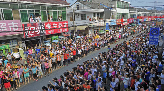 ���侵ͷ��Ư���ڡ��񻰡����һҶС��