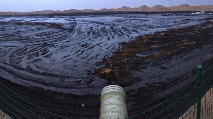 ���侵ͷ���ڸ���ֻ��һ�����ٵ���������