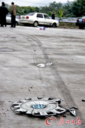 驾车撞民警 悍匪被击毙