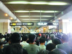 佛山地铁开通 购车人群锐减冲击当地车市 