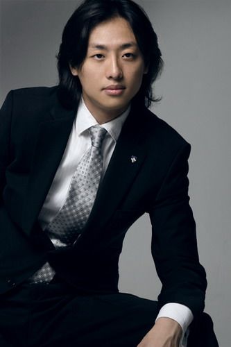 格调典范 交响乐精英张亮代言东风悦达起亚K5