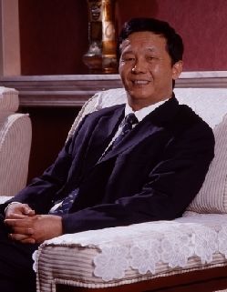 宇通客车集团总裁汤玉祥 为近亿中国学生护航