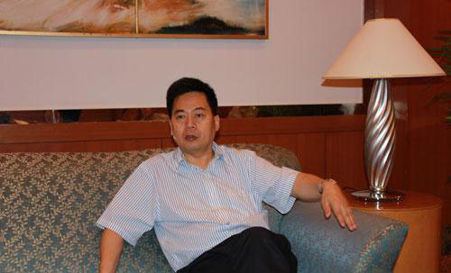 大话华菱商用车老总：刘汉如的秘密