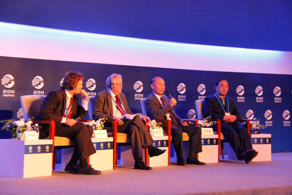 左延安：中国车市的峰值可达4-5千万辆