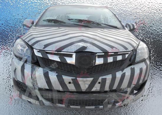 海马郑州全新经济型轿车ZM2实拍谍照曝光