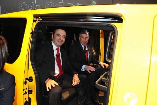 NISSAN NV200“未来出租车”首次亮相