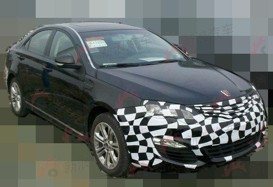 改款荣威550详细谍照曝光 尺寸加大