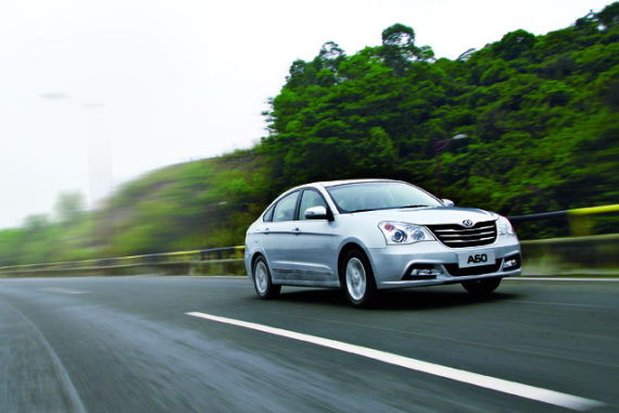 向幸福出发--试驾东风风神A60(图)