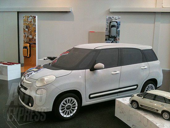 菲亚特500L七座版曝光 预计明年上市