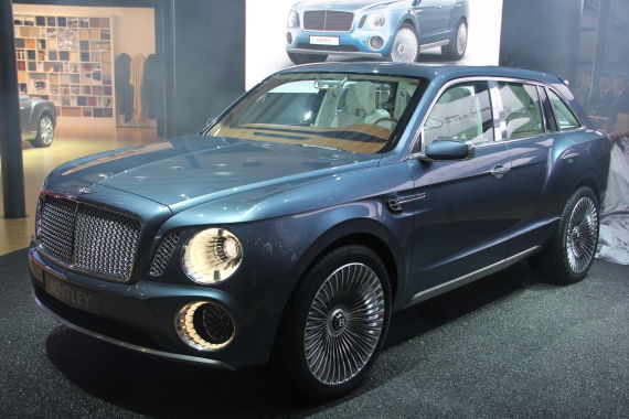 宾利携EXP9F SUV概念车亮相北京车展