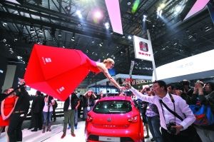 千余辆全球最新车绽放北京国际车展