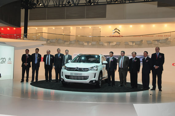 东风雪铁龙携手雪铁龙荣耀亮相北京车展