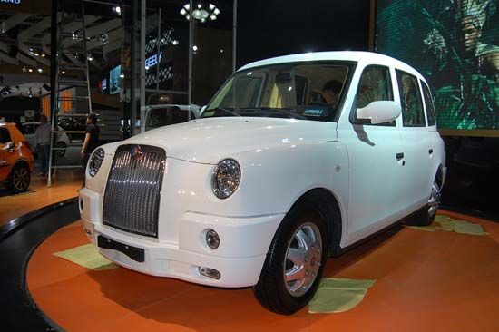 英伦高级定制商务车22.8万元起售