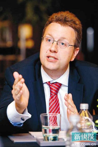 捷豹将推出量产跑车F-TYPE