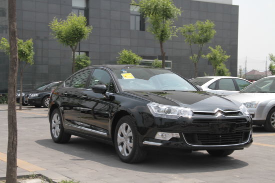 雪铁龙C5推出20周年纪念版 22.99万起售