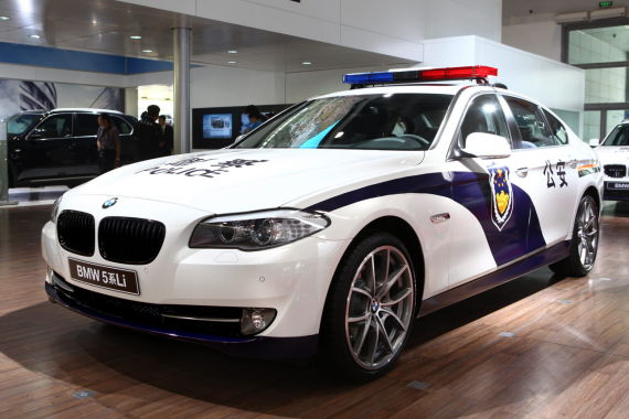 宝马多款车型亮相第六届警用装备展