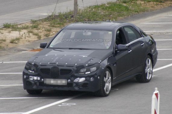 新款奔驰E级谍照曝光 2013年上市