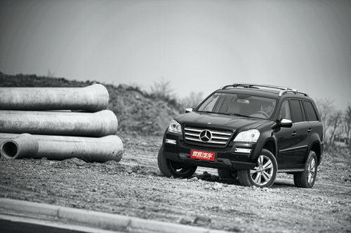尚武--试驾奔驰GL 450 4MATIC(图)
