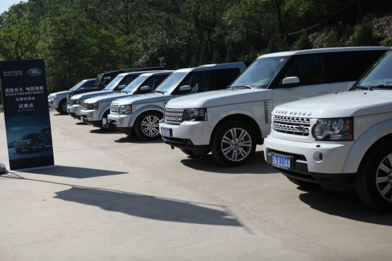 路虎全系试乘试驾会掀越野体验新高潮