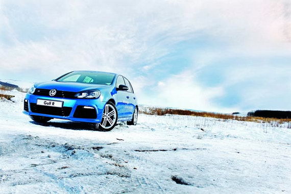 超越经典--冰雪试驾大众高尔夫R(图)