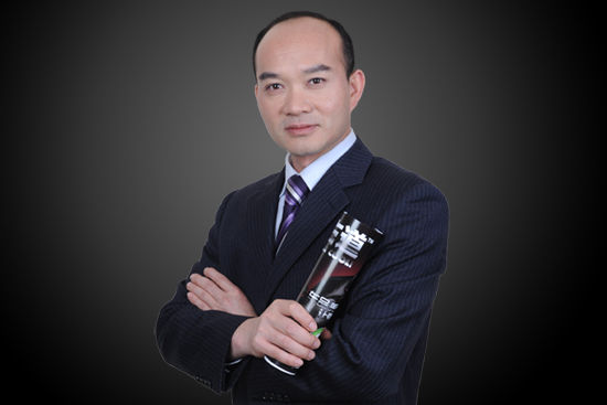 吴锦荣：消费者驱动下的电商生存之道