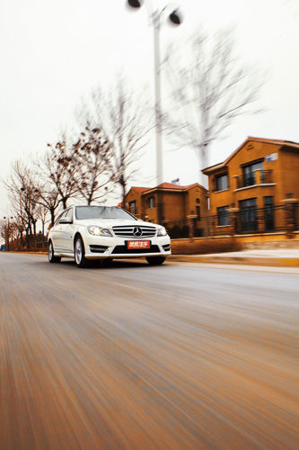 旅行？旅行！--试驾奔驰C200旅行车