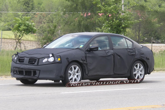 新一代本田雅阁内饰谍照与最新细节曝光