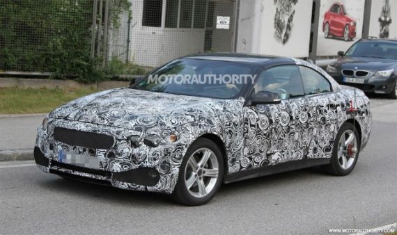 宝马4系敞篷车最新谍照曝光 明年夏上市