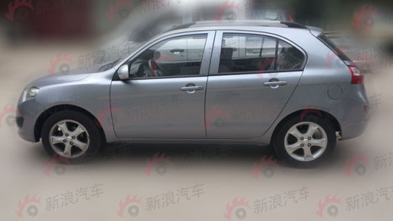 天津一汽R008谍照曝光 售价或5万元起