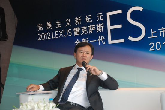 ES混动低价入市 IS系列2013年换代