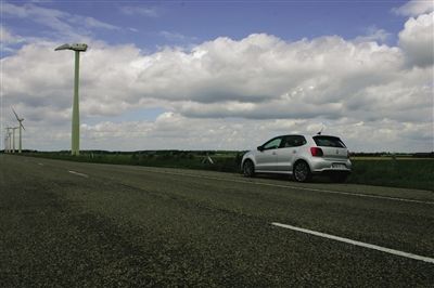 左右逢源--试驾大众Polo BlueGT（图）