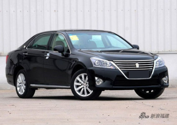 新款皇冠福州到店可预订 老款优惠3万