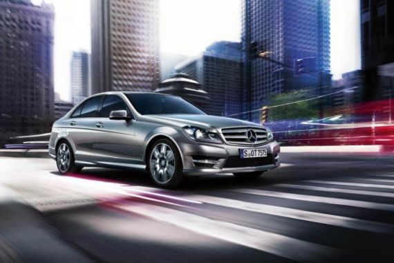 新款奔驰C级海外发布 增推新款1.6T引擎