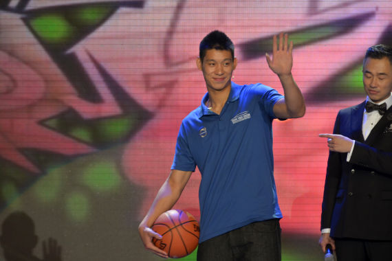 沃尔沃品牌大使林书豪炫动中国达人秀