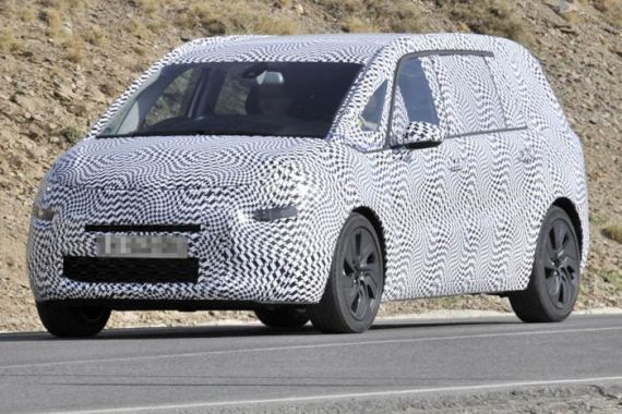 雪铁龙C4大毕加索谍照曝光 或明年初发布