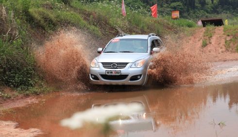 突出重围 驭胜S350涉水性能点评