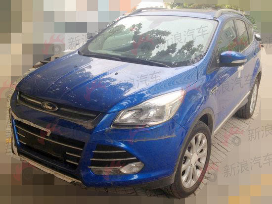 福特翼虎2.0T Titanium四驱白金版谍照