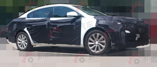 脸面上的小变化 上海通用改款君越谍照