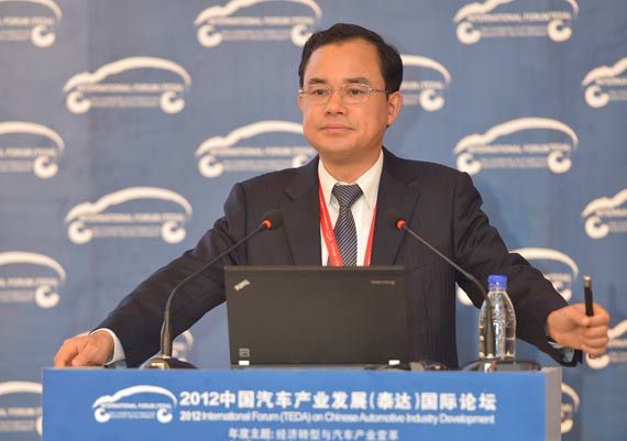 朱华荣：自主品牌要来研究差异化的竞争