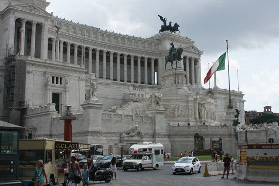 中国房车第一人 边走边玩到欧洲